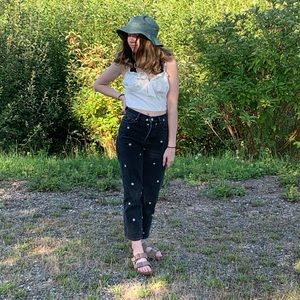 Meet your Posher, Maddie